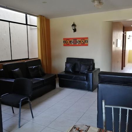 Hostal Boulevard Наска Экстерьер фото
