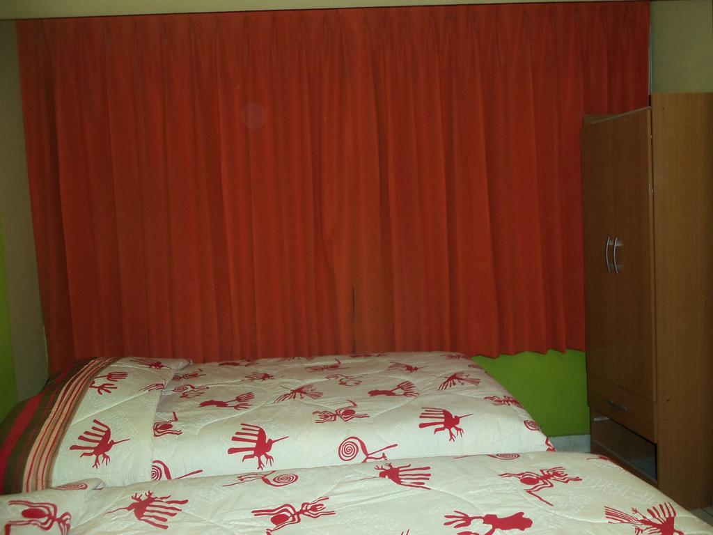 Hostal Boulevard Наска Экстерьер фото